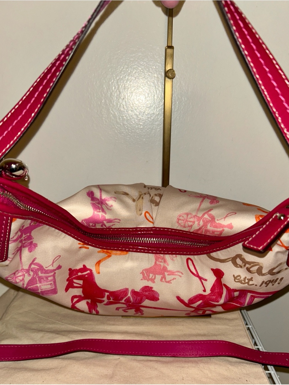 Coach Horse & Carriage Pleated Sateen Hobo Bag. Has Original Price Tag - Picture 9 of 13